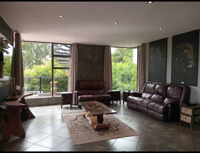 4 BEDROOM HOUSE FOR SALE IN ROODEKRANS